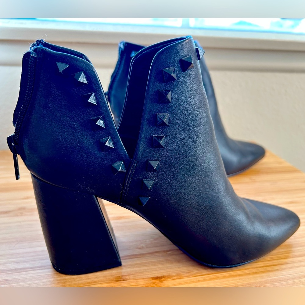 Steve Madden black studded bootie. Excellent condition.